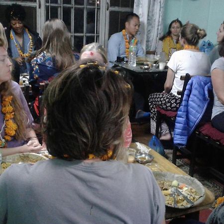 Pradhan House - Home Stay With Garden บักตะปูร์ ภายนอก รูปภาพ