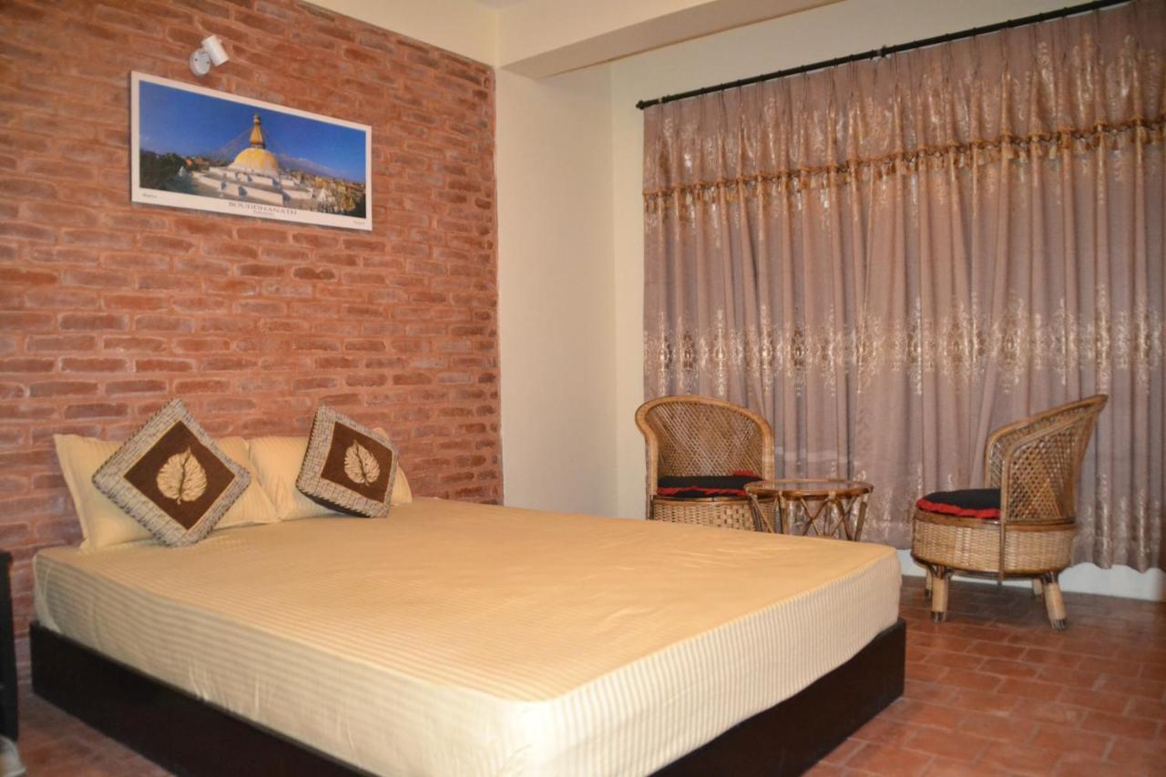 Pradhan House - Home Stay With Garden บักตะปูร์ ภายนอก รูปภาพ